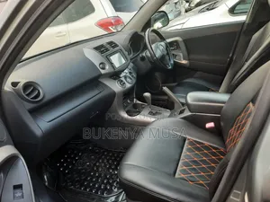 Toyota RAV4 2010 Gray