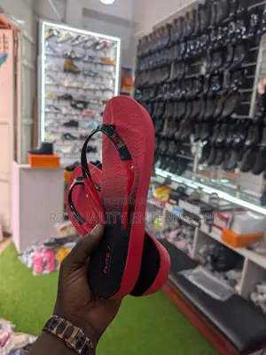 F Flite FL-270 Ladies' Flip-Flop Slippers