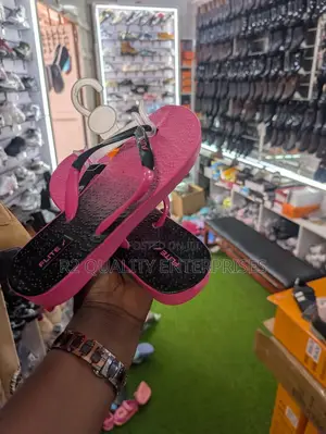 F Flite FL-270 Ladies' Flip-Flop Slippers