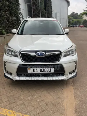 Subaru Forester 2.0XT Premium 4dr SUV AWD (2.0L 4cyl Turbo CVT) 2014