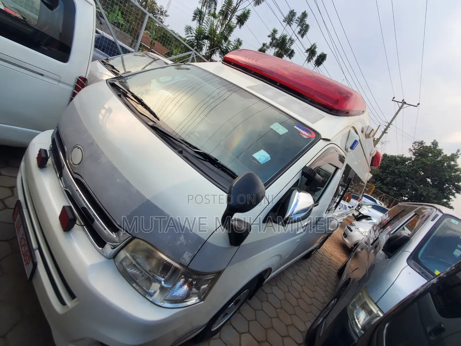 Toyota HiAce 2015 White