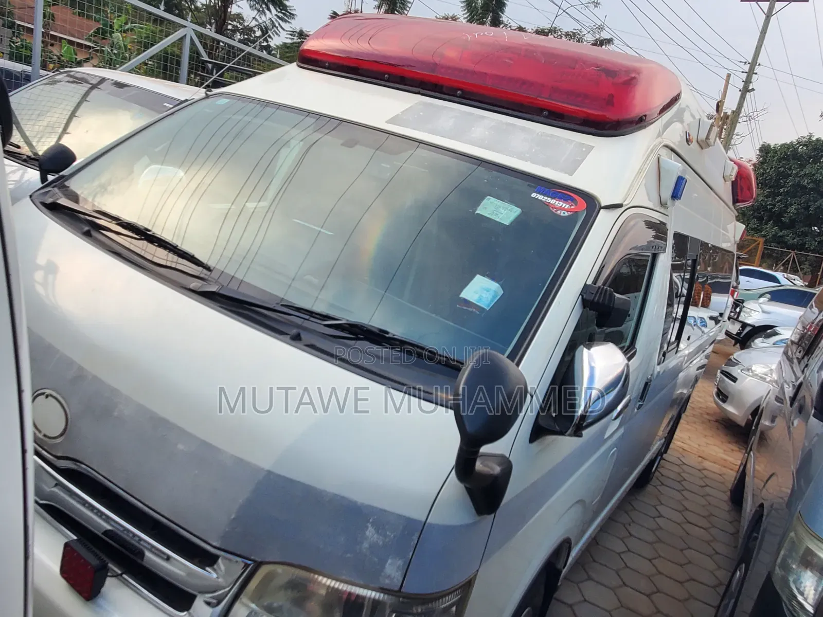 Toyota HiAce 2015 White