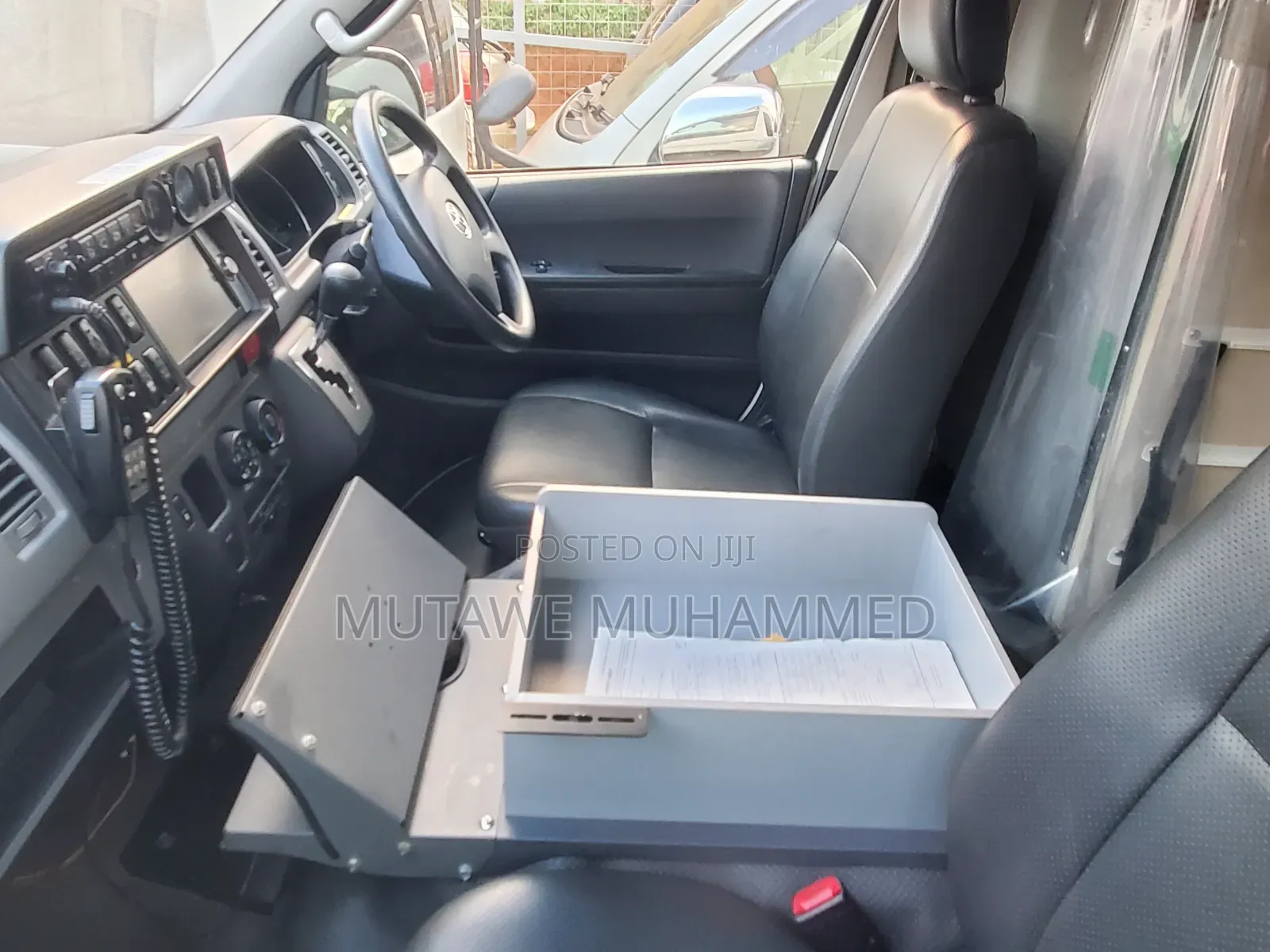 Toyota HiAce 2015 White