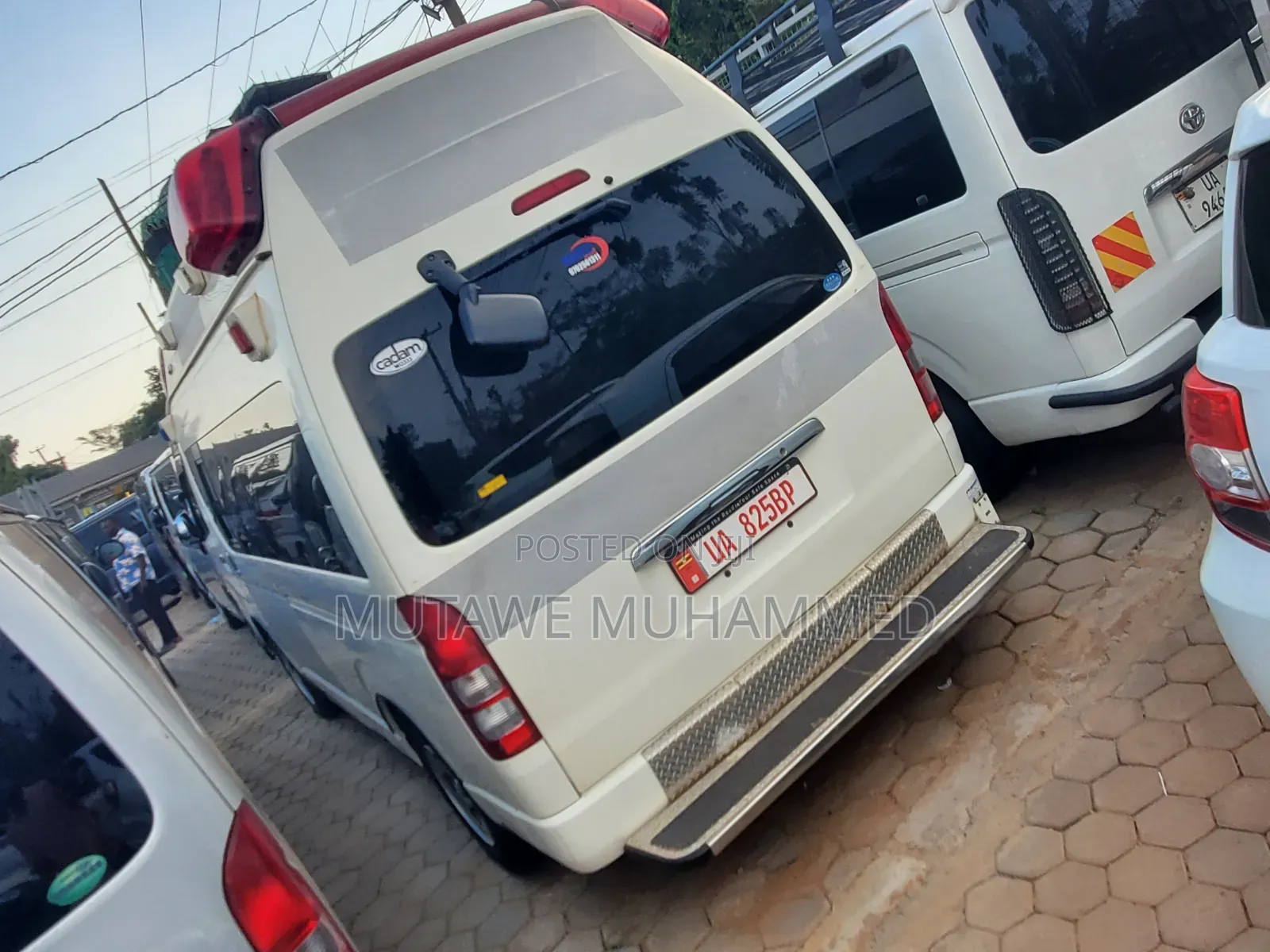 Toyota HiAce 2015 White