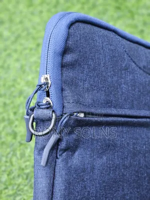 Laptop Hand Carry Shoulder Bag/Sleeve