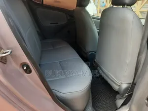 Toyota Vitz 2006 Silver