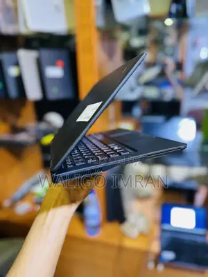 Laptop Dell Latitude 12 7250 8GB Intel Core i5 SSD 128GB