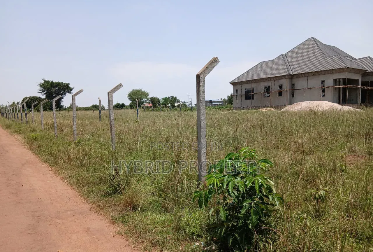 Prime Plots for Sale at Busiika~Wabikokoma Modern Estate~Gayaza Road.