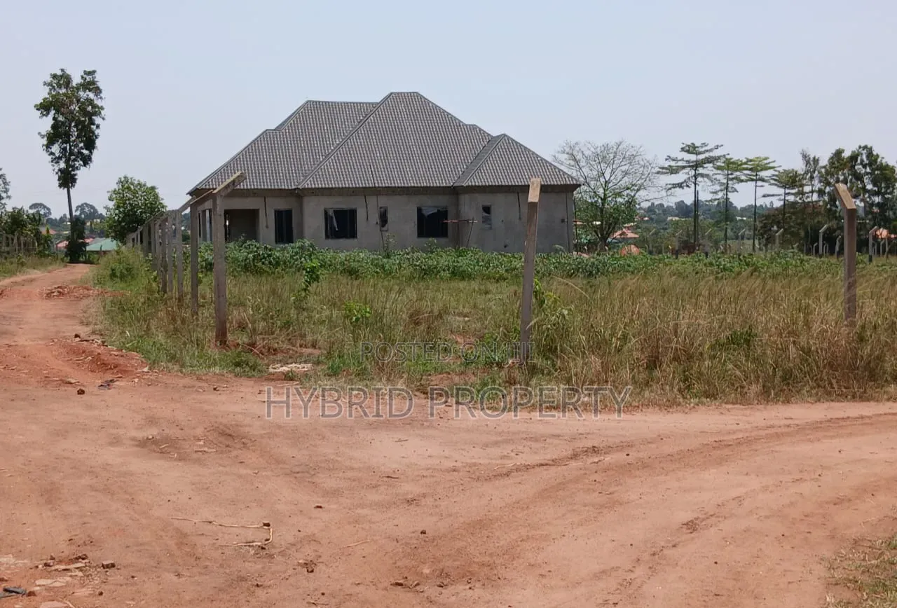 Prime Plots for Sale at Busiika~Wabikokoma Modern Estate~Gayaza Road.