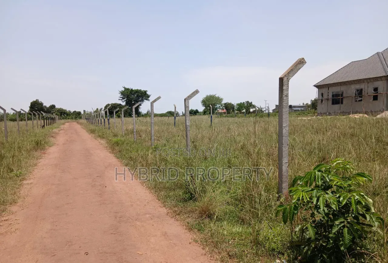 Prime Plots for Sale at Busiika~Wabikokoma Modern Estate~Gayaza Road.