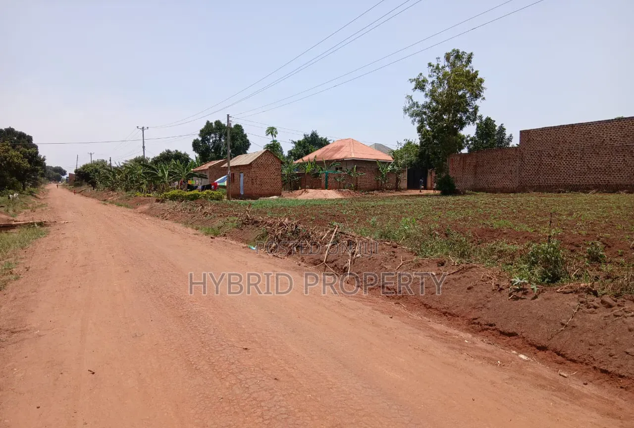 2 Commercial Plots for Sale at Busiika~Wabikokoma Estate~Gayaza Road.
