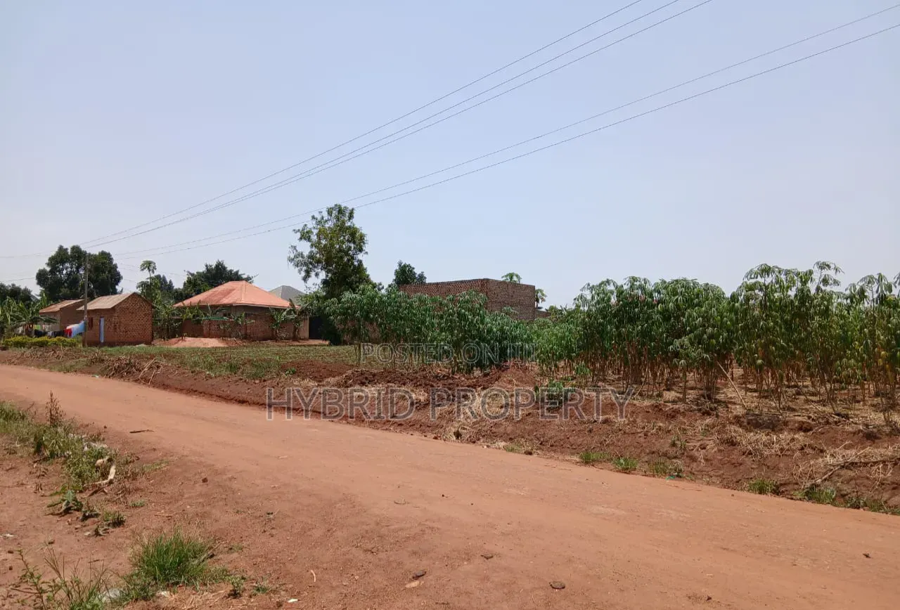 2 Commercial Plots for Sale at Busiika~Wabikokoma Estate~Gayaza Road.