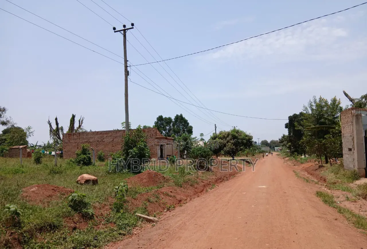 2 Commercial Plots for Sale at Busiika~Wabikokoma Estate~Gayaza Road.