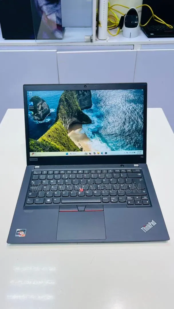 New Laptop Lenovo ThinkPad T14 G1 16GB AMD Ryzen 7 SSD 256GB