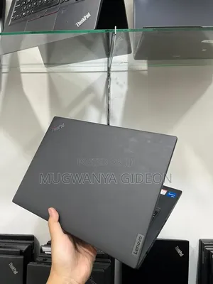 New Laptop Lenovo ThinkPad T14 G2 16GB Intel Core i7 SSD 512GB