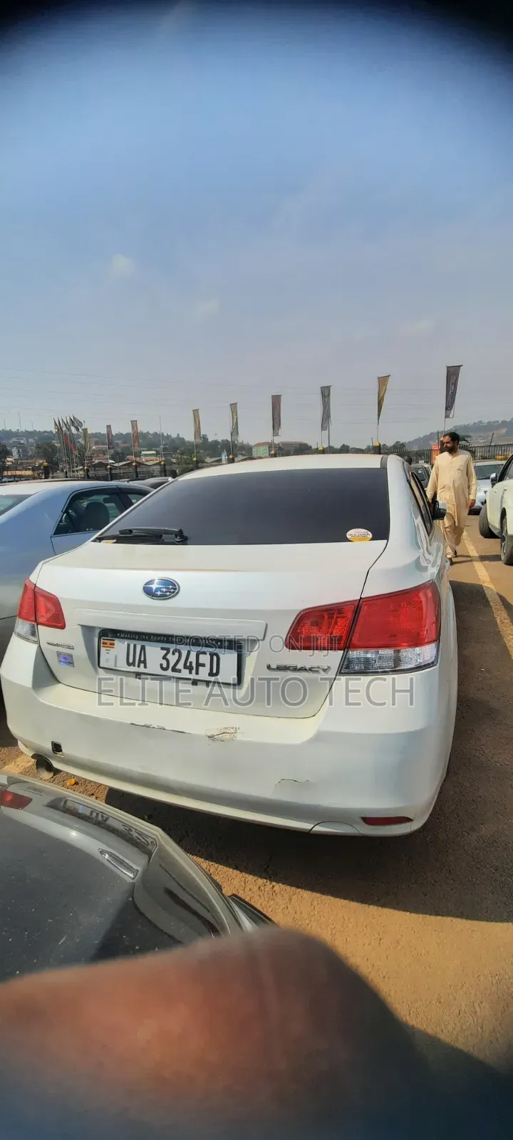 Subaru Legacy 2.5i Sedan CVT 2012 White