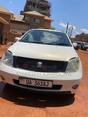 Toyota IST 2005 White