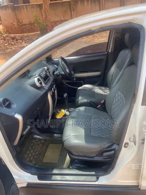 Toyota IST 2005 White