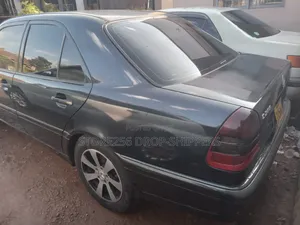 Mercedes-Benz C200 2000 Black