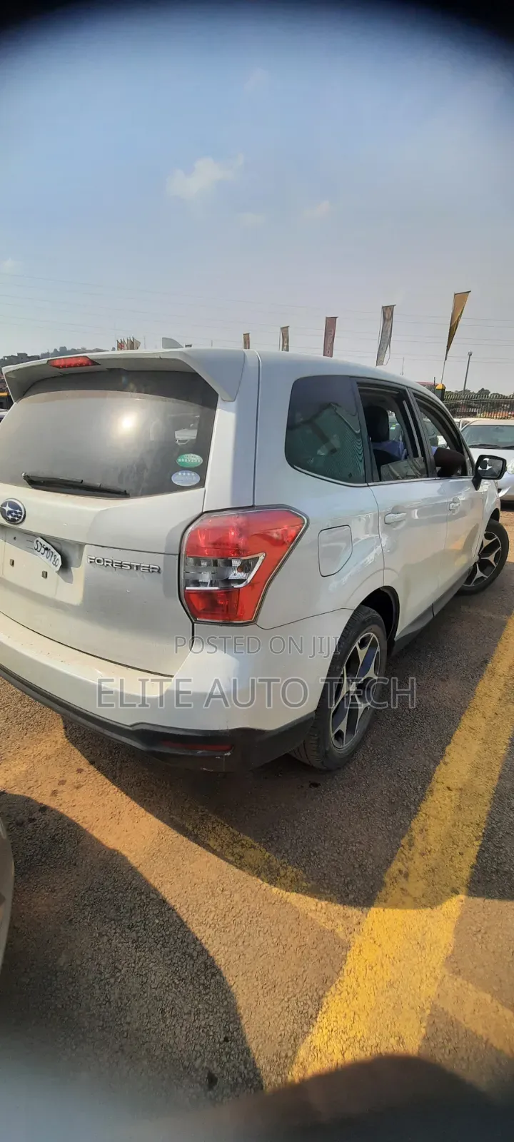 Subaru Forester 2.5i Limited PZEV 4dr SUV AWD (2.5L 4cyl CVT) 2015