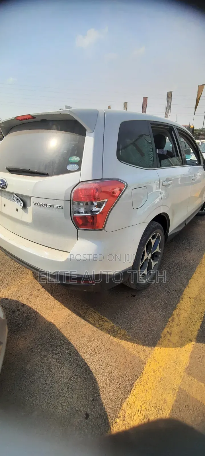 Subaru Forester 2.5i Limited PZEV 4dr SUV AWD (2.5L 4cyl CVT) 2015