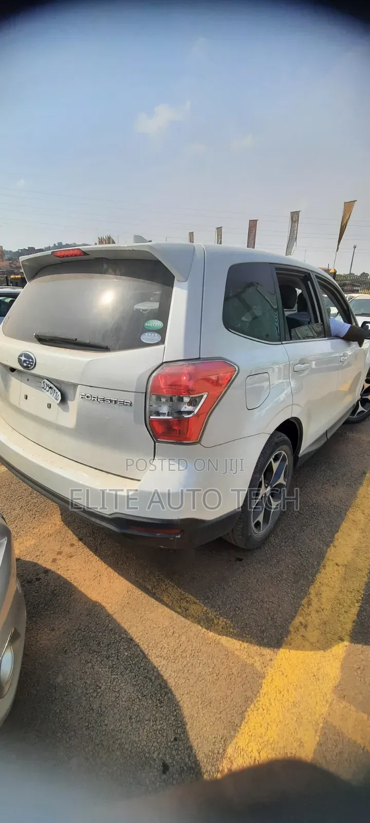 Subaru Forester 2.5i Limited PZEV 4dr SUV AWD (2.5L 4cyl CVT) 2015