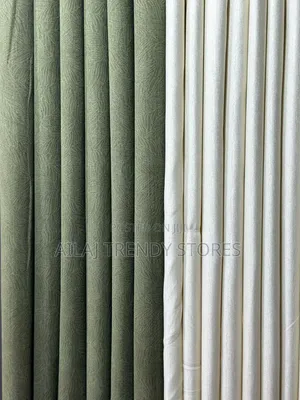 Cutrains With a Touch of Green Per Metre