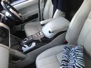 Land Rover Range Rover Vogue 2016 Black