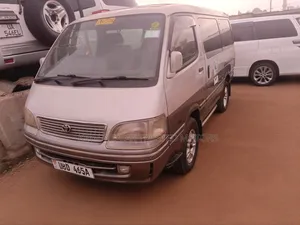 Toyota HiAce 1999 Gold