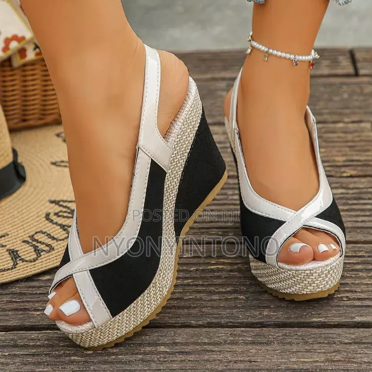 Toe-Cross Strap Wedge Shoe