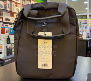 Green Lion City Messenger Bag