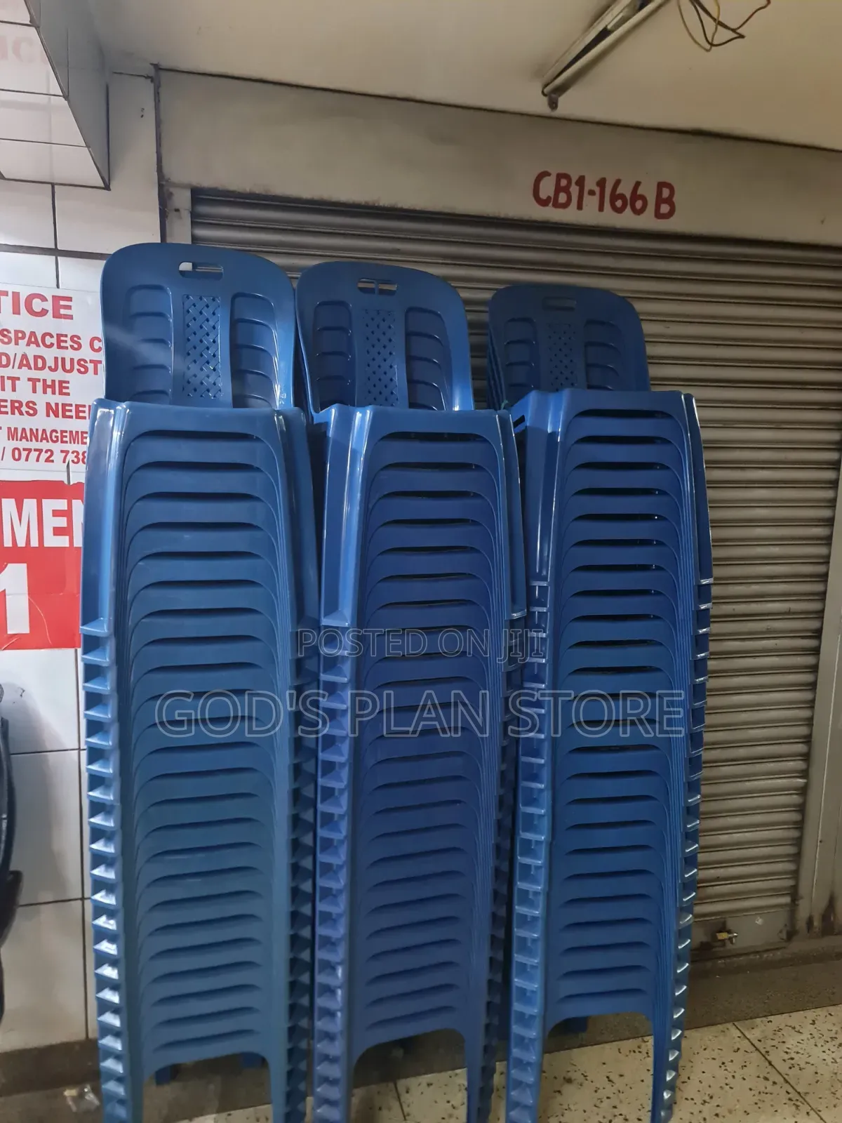Layisi Plastic Chairs Plastic Chairs for Indoor Outdoor Bars /Churches