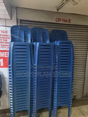 Layisi Plastic Chairs Plastic Chairs for Indoor Outdoor Bars /Churches