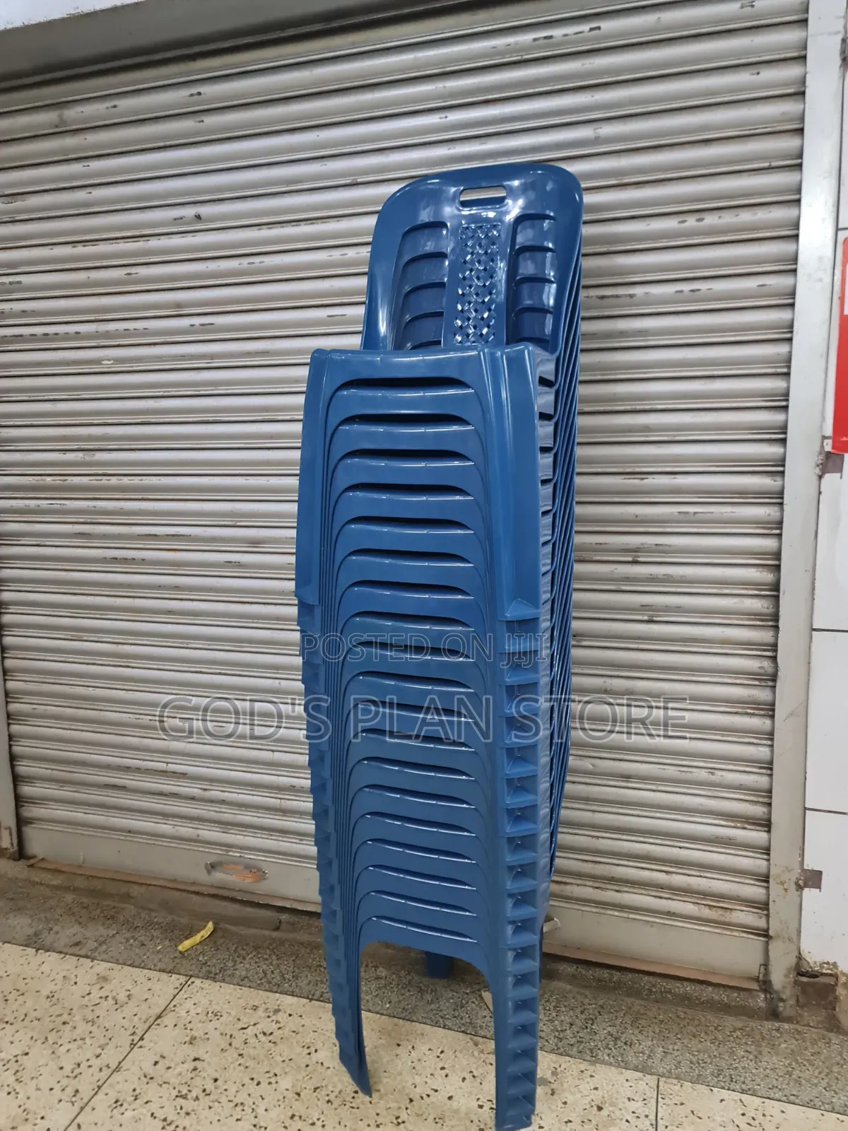 Select Plastic Chairs Select Plastic Chairs