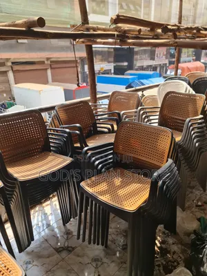 Crossed Mesh Back Plastic Chairs Plastic Chairs