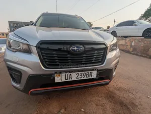Subaru Forester 2019 Silver