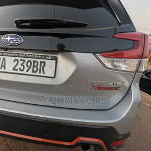 Subaru Forester 2019 Silver