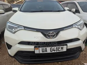 Toyota RAV4 2017 White