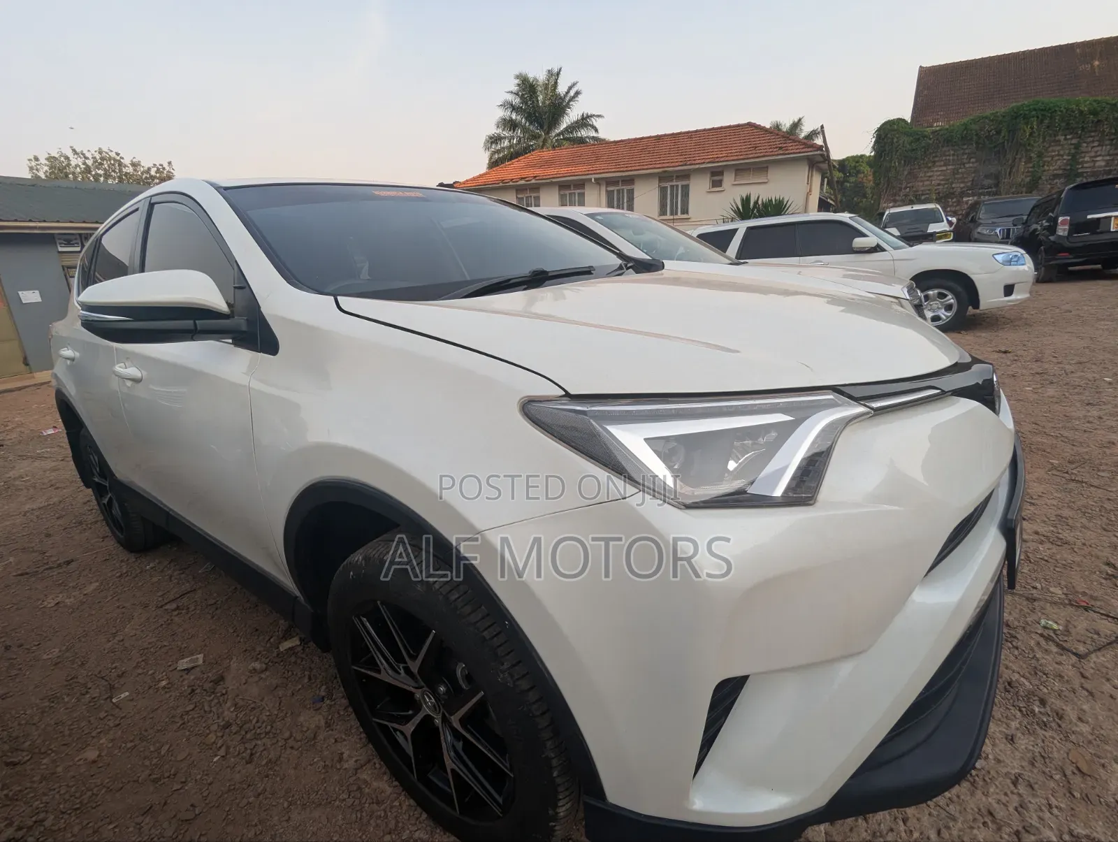 Toyota RAV4 2017 White