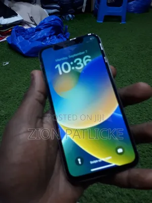 Apple iPhone X 256 GB White