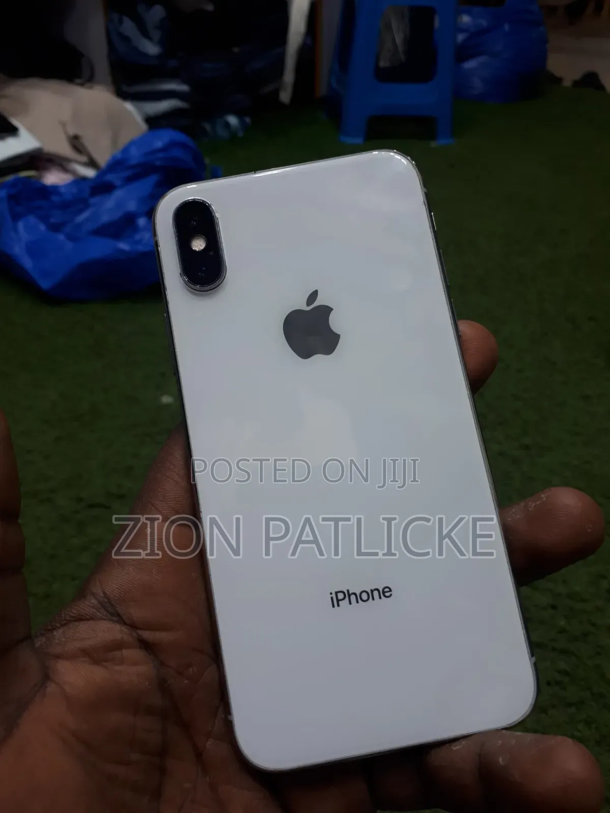 Apple iPhone X 256 GB White