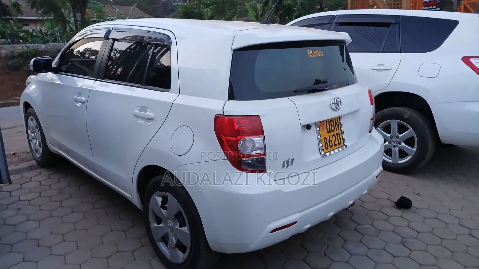 Toyota IST 2010 White