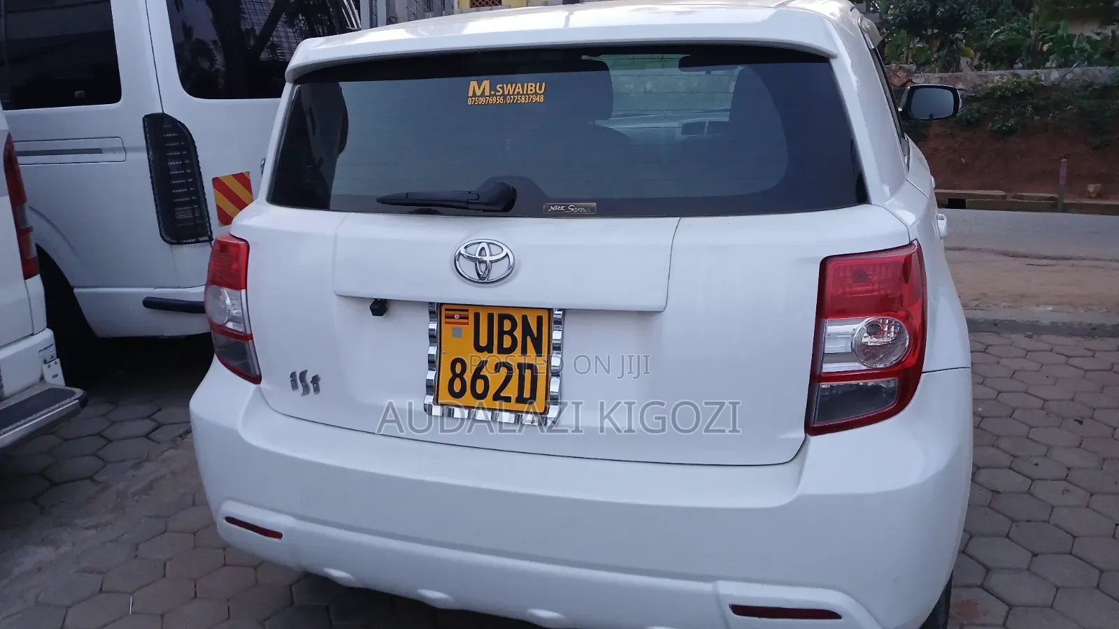 Toyota IST 2010 White