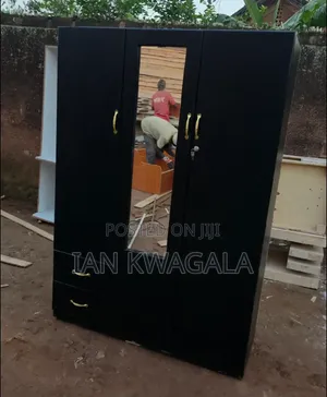 Wardrobe 3 Door