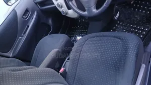 Toyota Ractis 2009 Silver