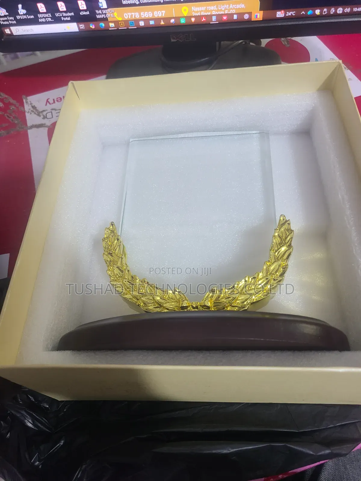 Glass Acrylic Branded Awards, Crystal Wooden UV Engraved Awards