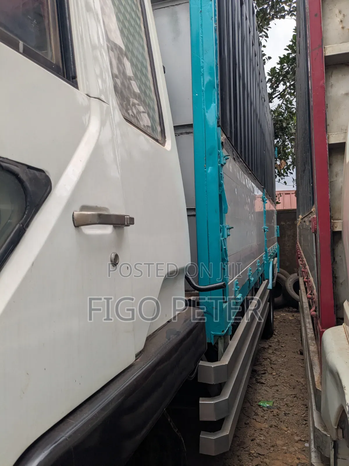 Mitsubishi Perfect Fuso D16 2004 White