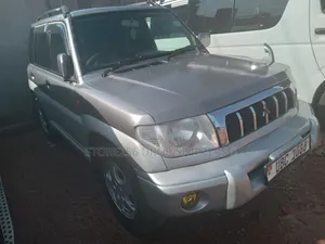 Mitsubishi Pajero IO 1998 Silver