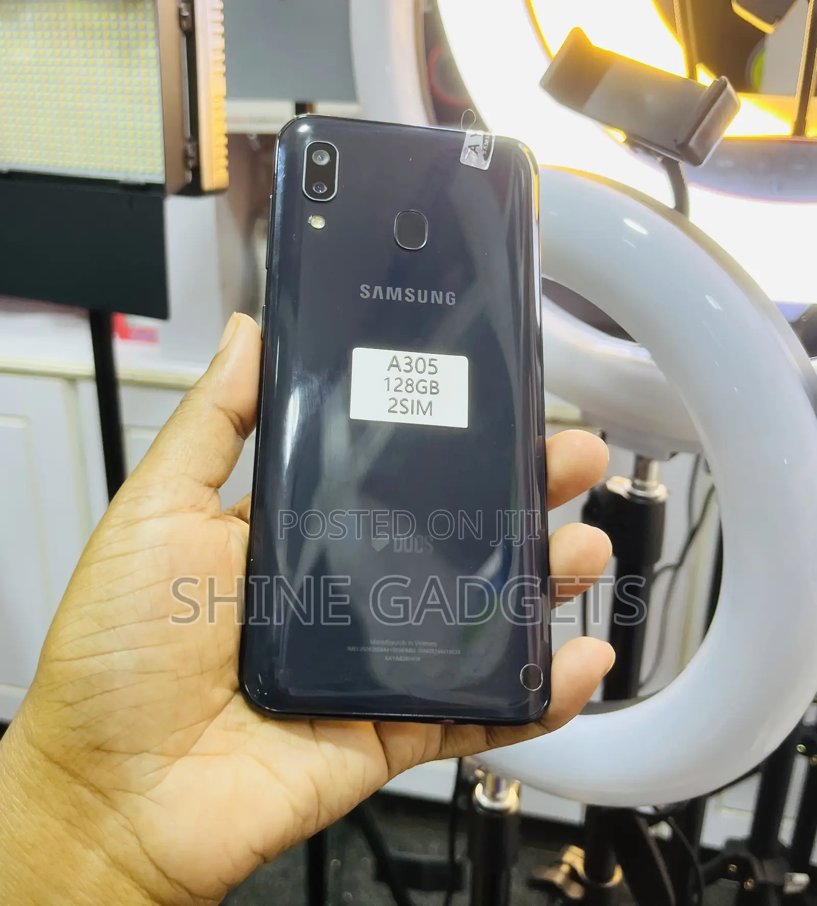 New Samsung Galaxy A30s 128 GB Black