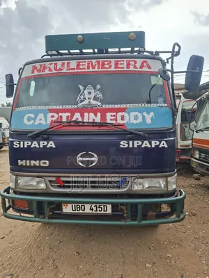 Hino Dumper
